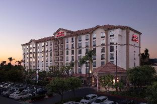 hampton inn and suites anaheim garden grove