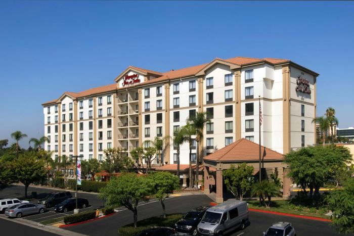 hampton inn and suites anaheim garden grove
