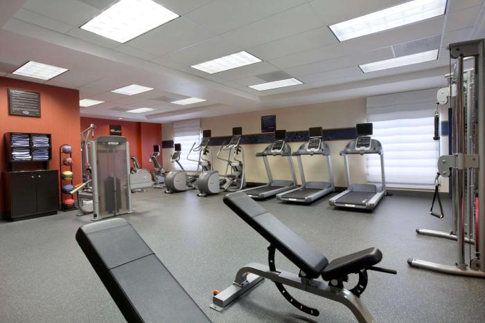 hampton inn and suites anaheim garden grove