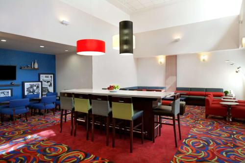 hampton inn and suites anaheim garden grove