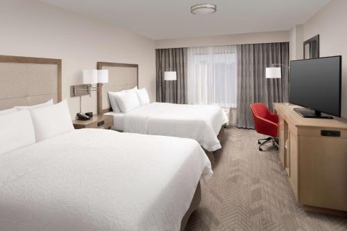 hampton inn and suites anaheim garden grove