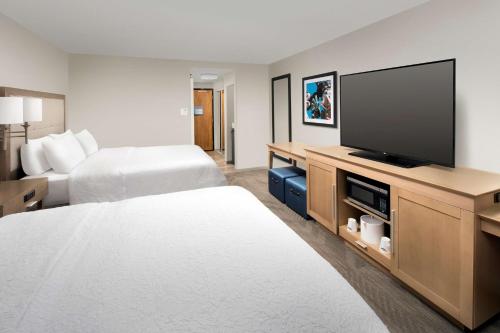 hampton inn and suites anaheim garden grove