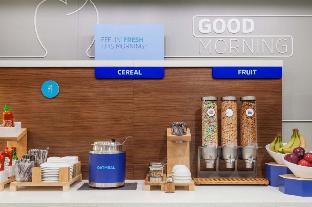holiday inn express and suites lake forest by ihg