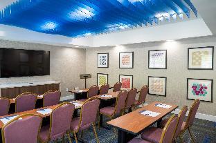 holiday inn express and suites lake forest by ihg