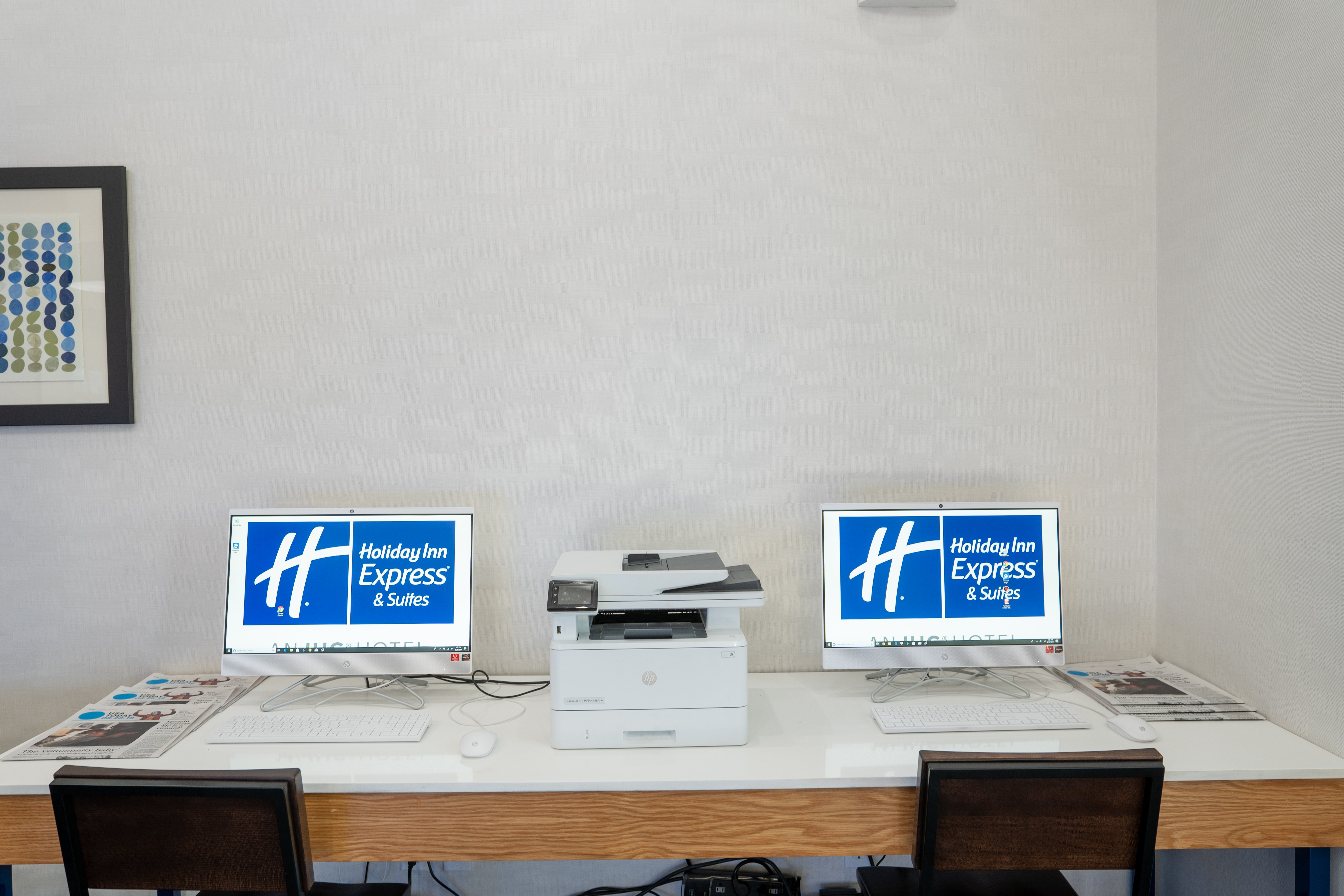 holiday inn express and suites lake forest by ihg