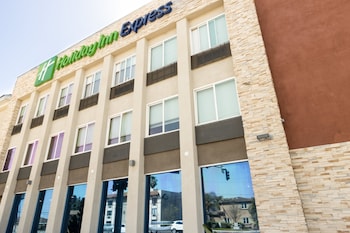 holiday inn express anaheim west by ihg