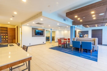 holiday inn express anaheim west by ihg