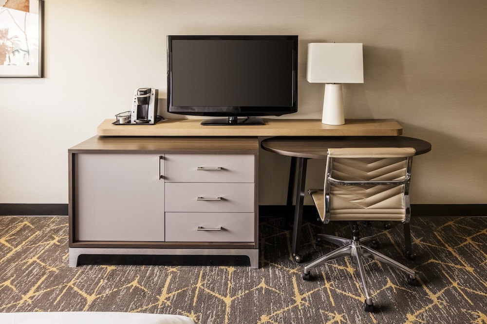 holiday inn santa ana orange county airport by ihg