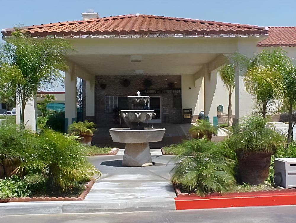 days inn and suites by wyndham south gate