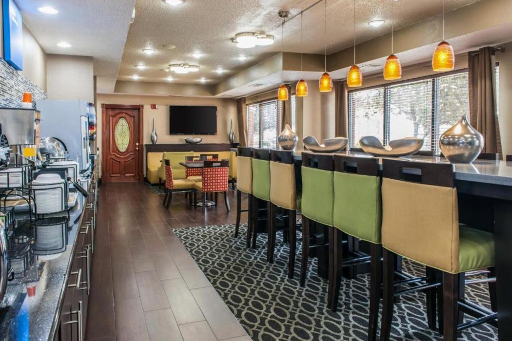 comfort inn blue ash north