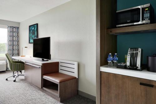 hilton garden inn cincinnati northeast