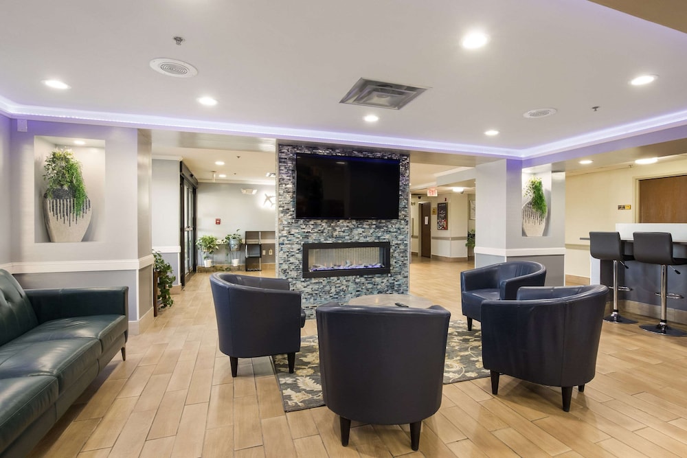 quality inn and suites cvg airport