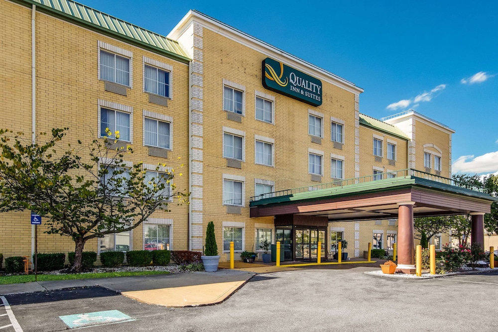 quality inn and suites cvg airport