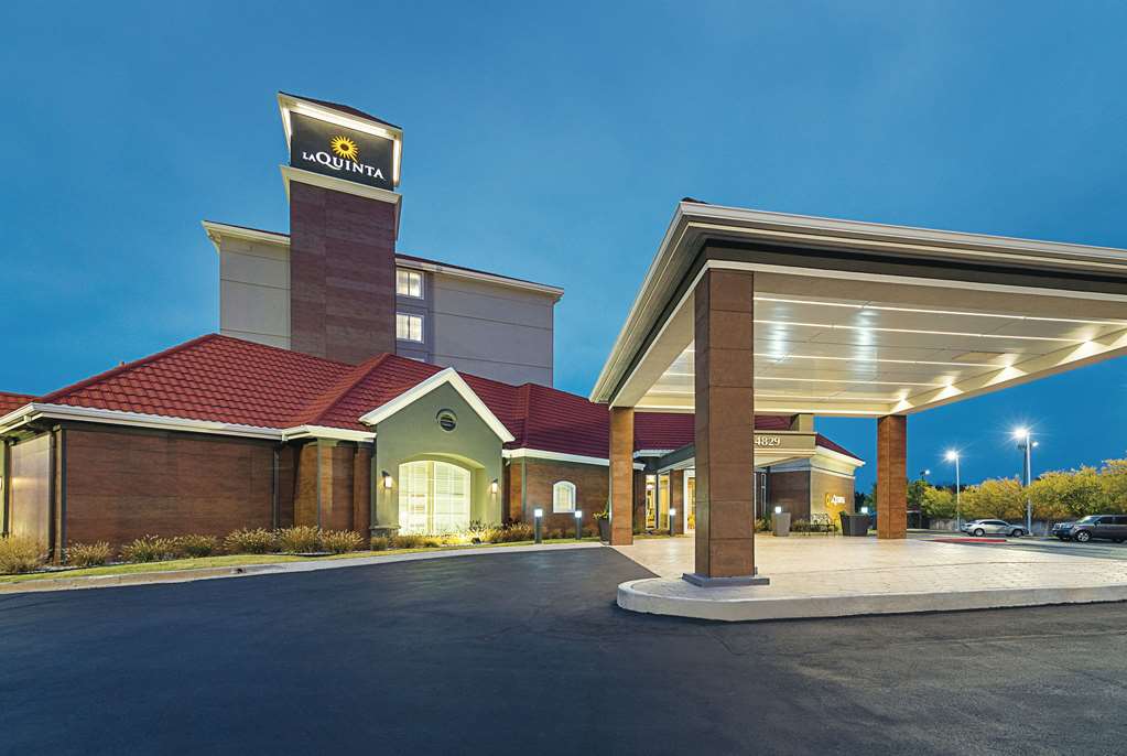 la quinta inn and suites oklahoma city north west expressway