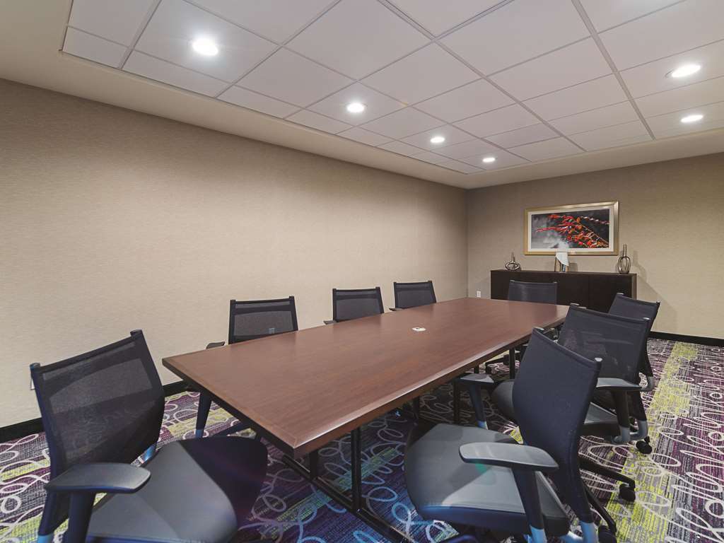 la quinta inn and suites oklahoma city north west expressway