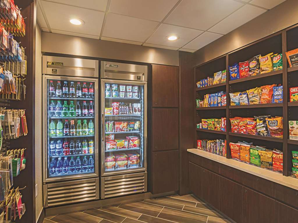 la quinta inn and suites oklahoma city north west expressway