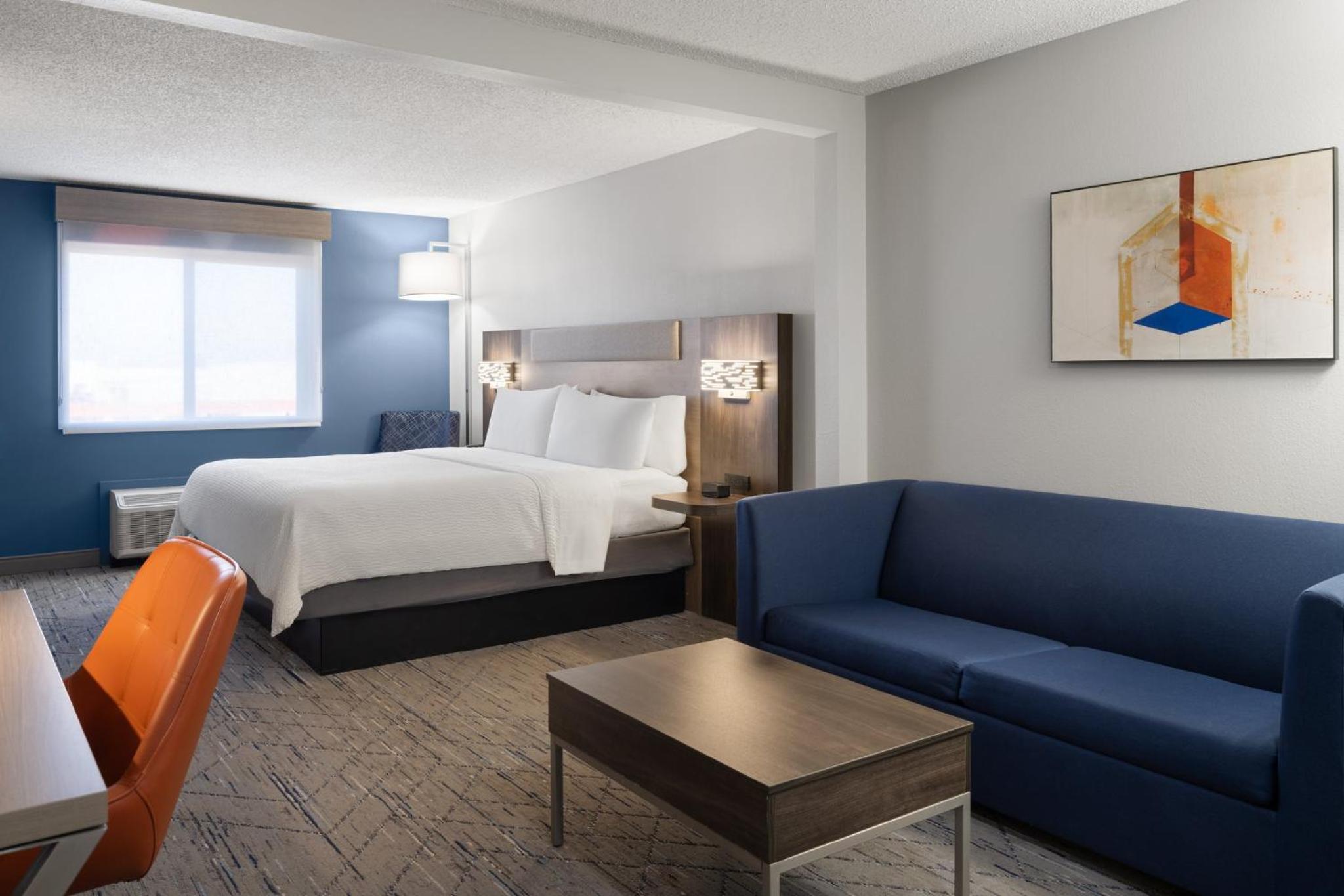 holiday inn express and suites midwest by ihg