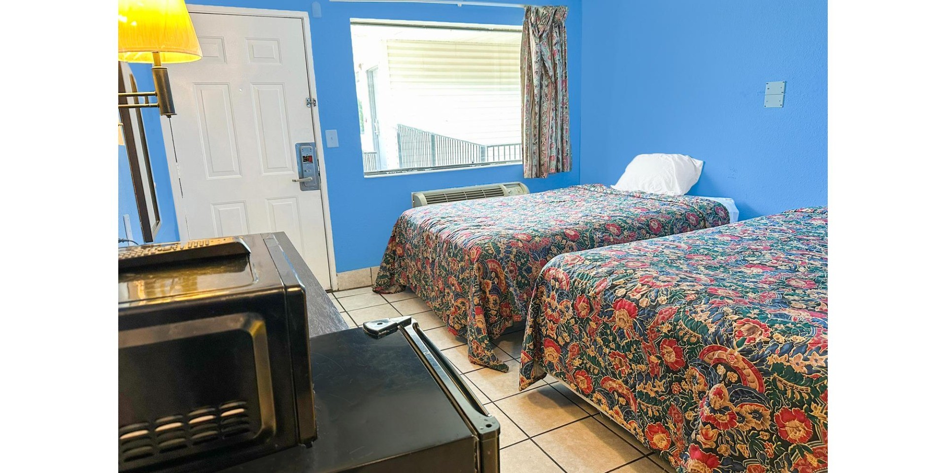 luxury inn by oyo albany
