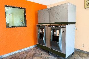 Luxury Inn By Oyo Albany,,3 star