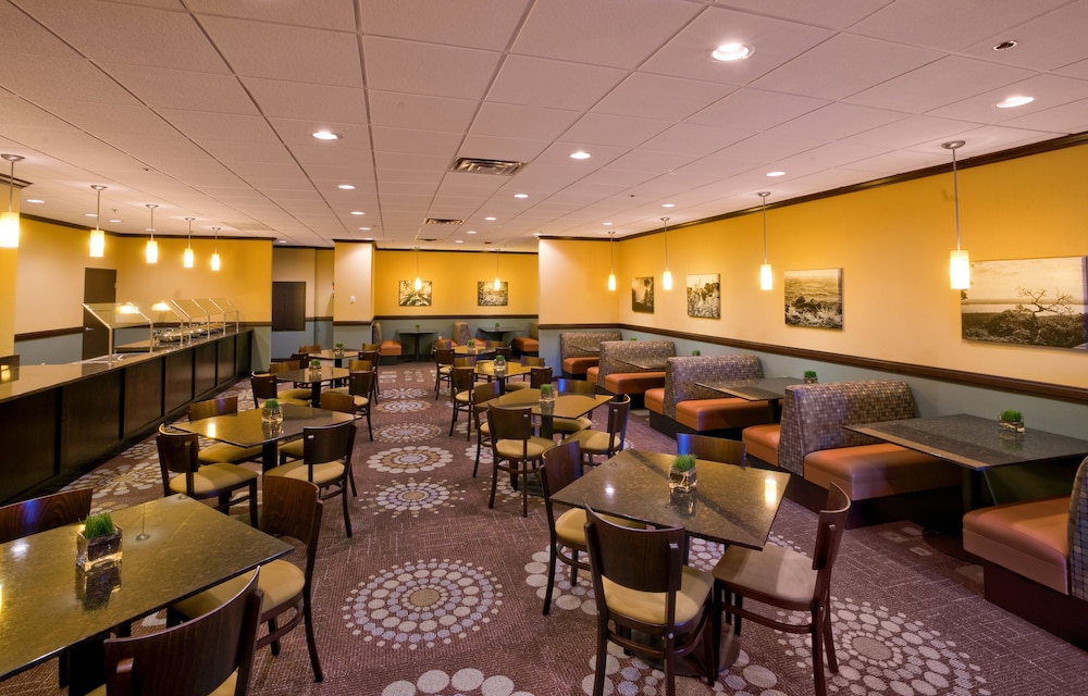 wyndham garden oklahoma city conference ctr airpt bricktown