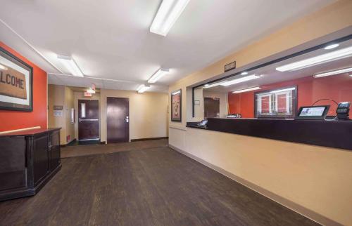 extended stay america suites oklahoma city airport