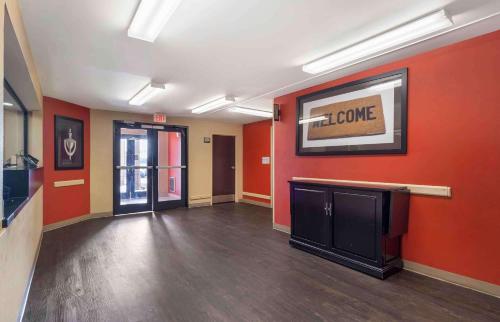 extended stay america suites oklahoma city airport