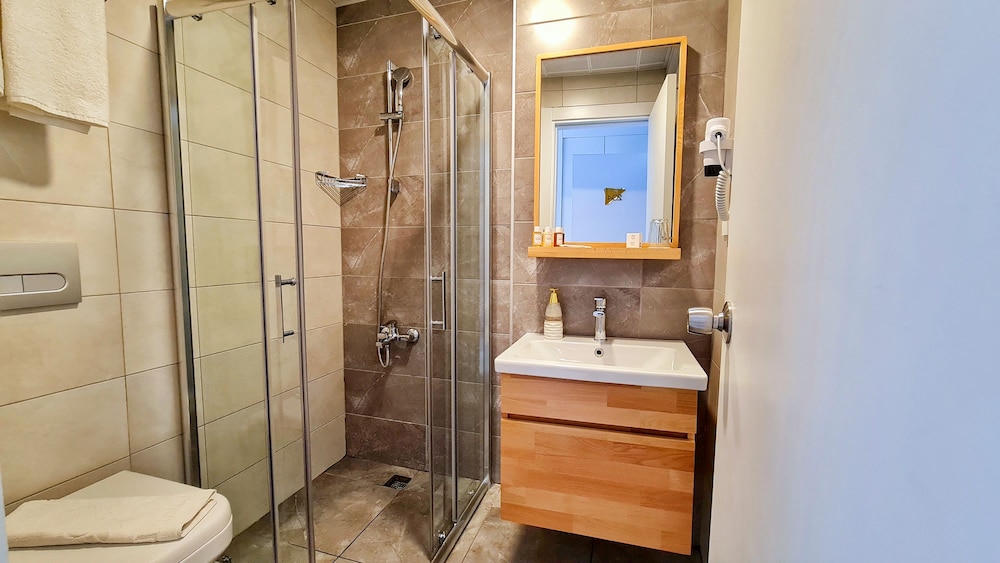 letstay hotel adults only