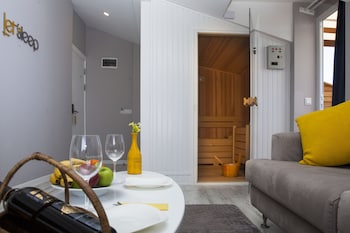 letstay hotel adults only