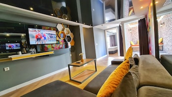 letstay hotel adults only