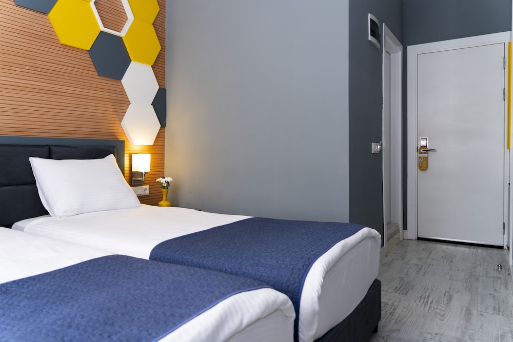 letstay hotel adults only