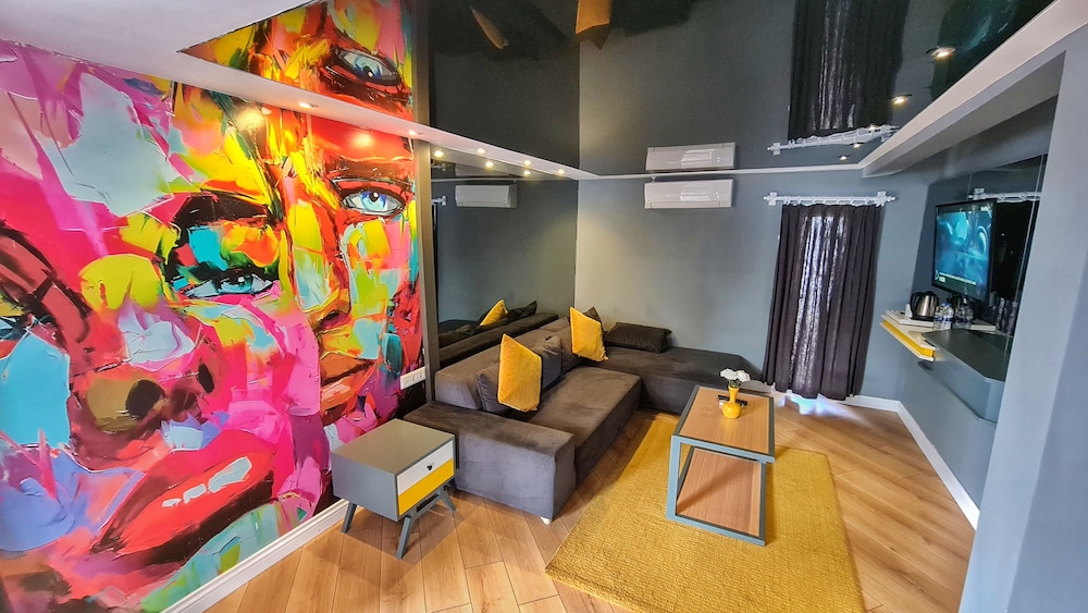 letstay hotel adults only