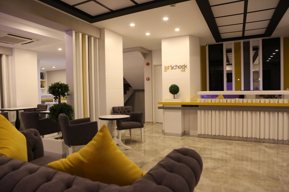 letstay hotel adults only