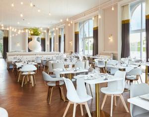 Hotel Cosmos & Spa,Contrexéville>>Contrexeville,3 star