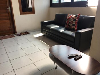 Vanila Kost Jatiwarna - Caters To Women,,2 star