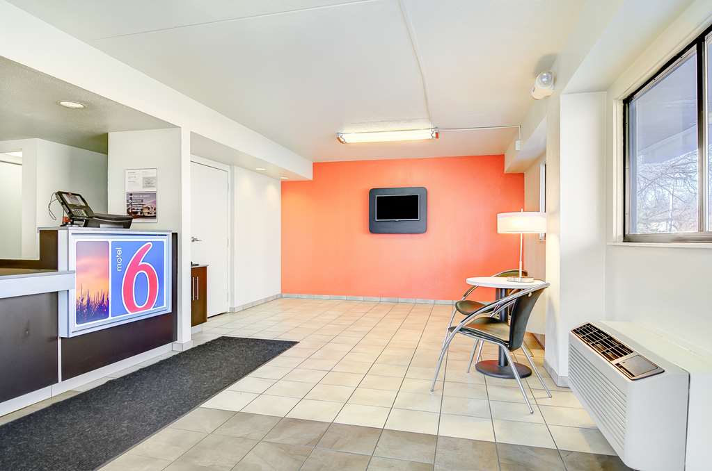 motel 6 springfield mo north