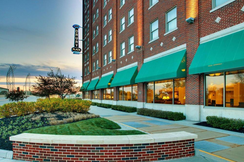 drury plaza hotel broadview wichita