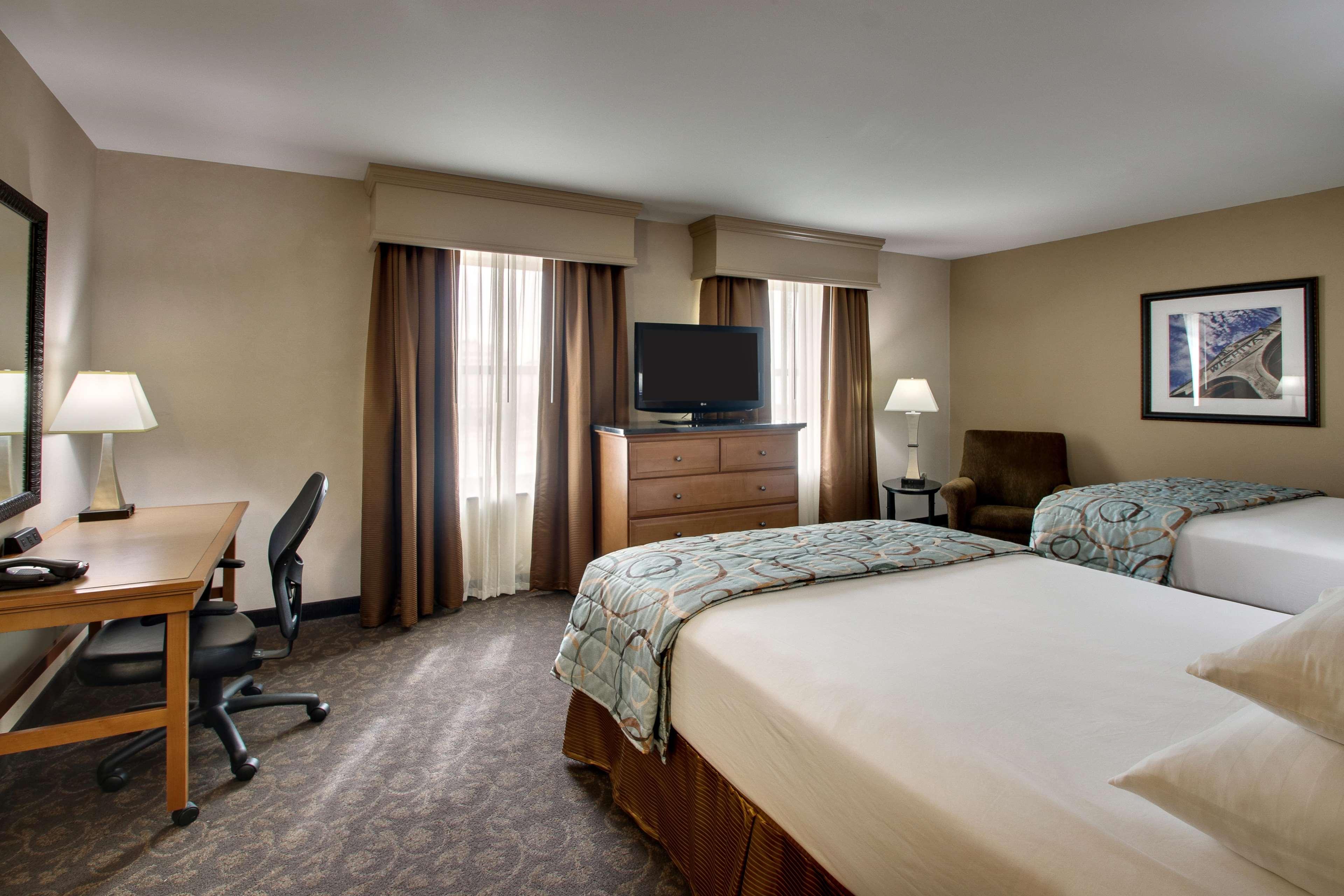 drury plaza hotel broadview wichita