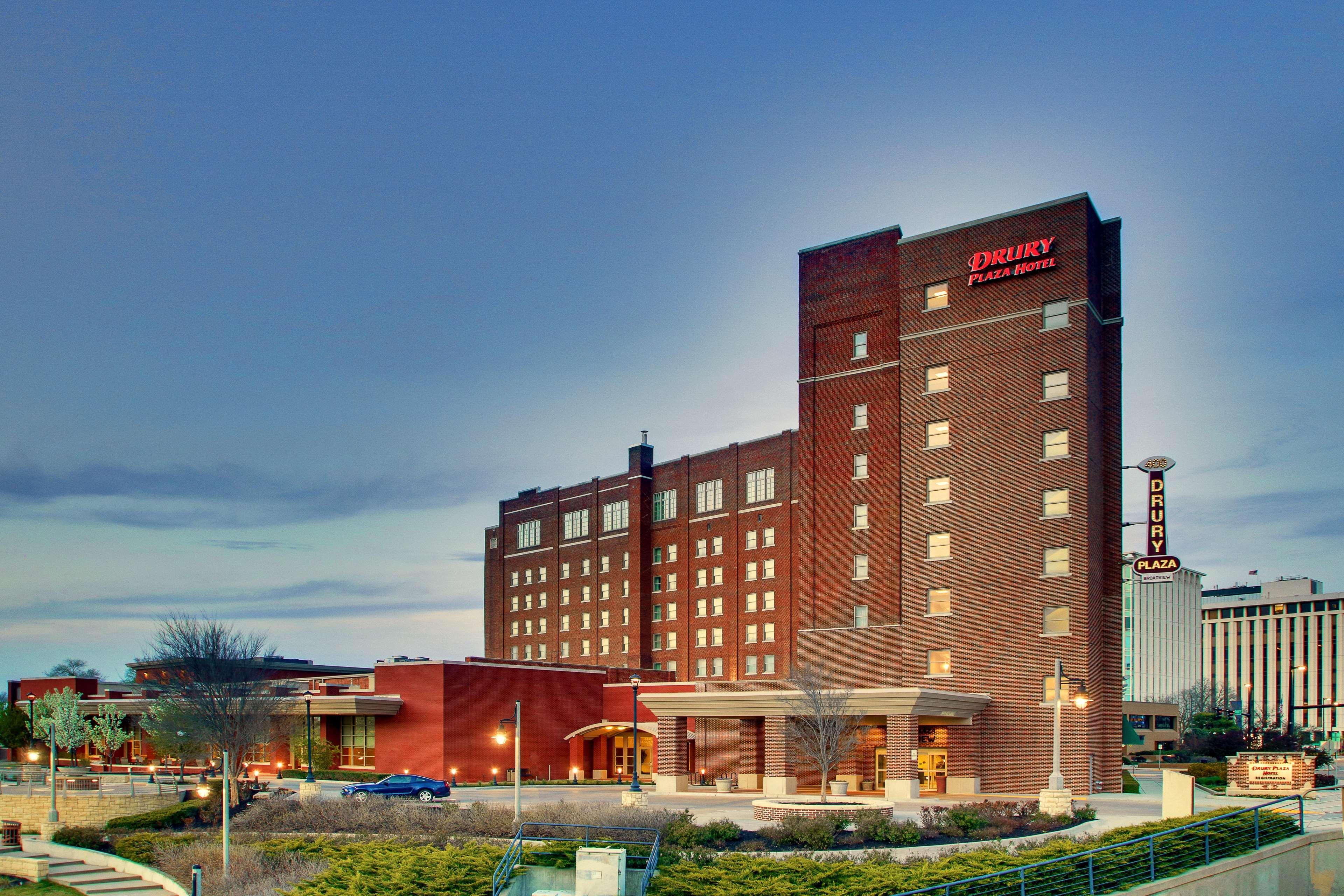 drury plaza hotel broadview wichita