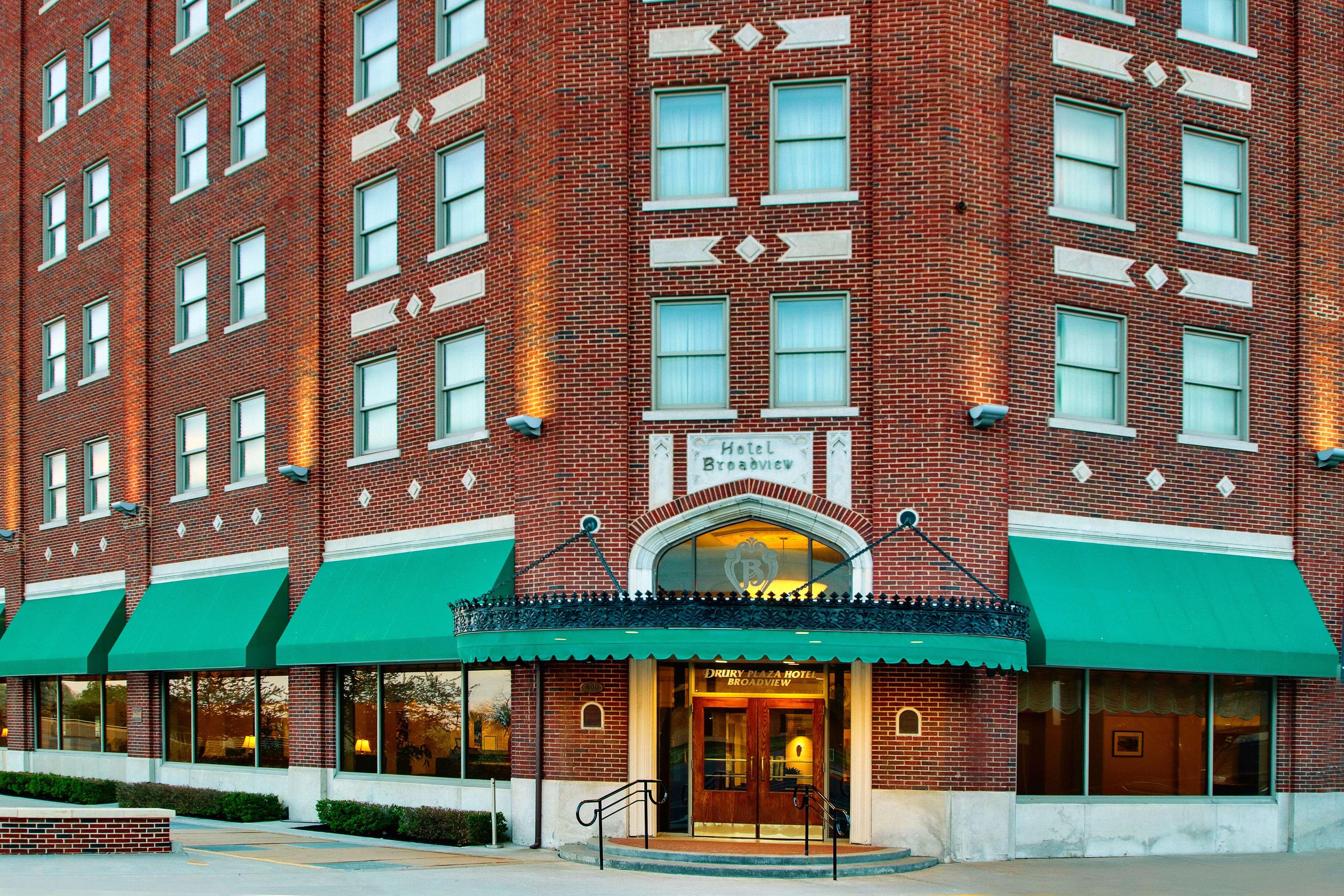 drury plaza hotel broadview wichita