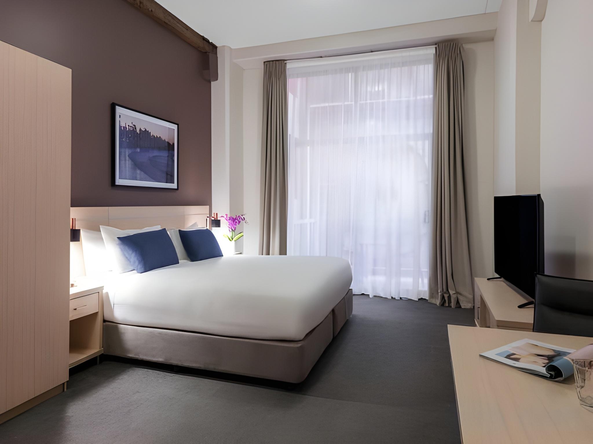 oaks sydney goldsbrough suites