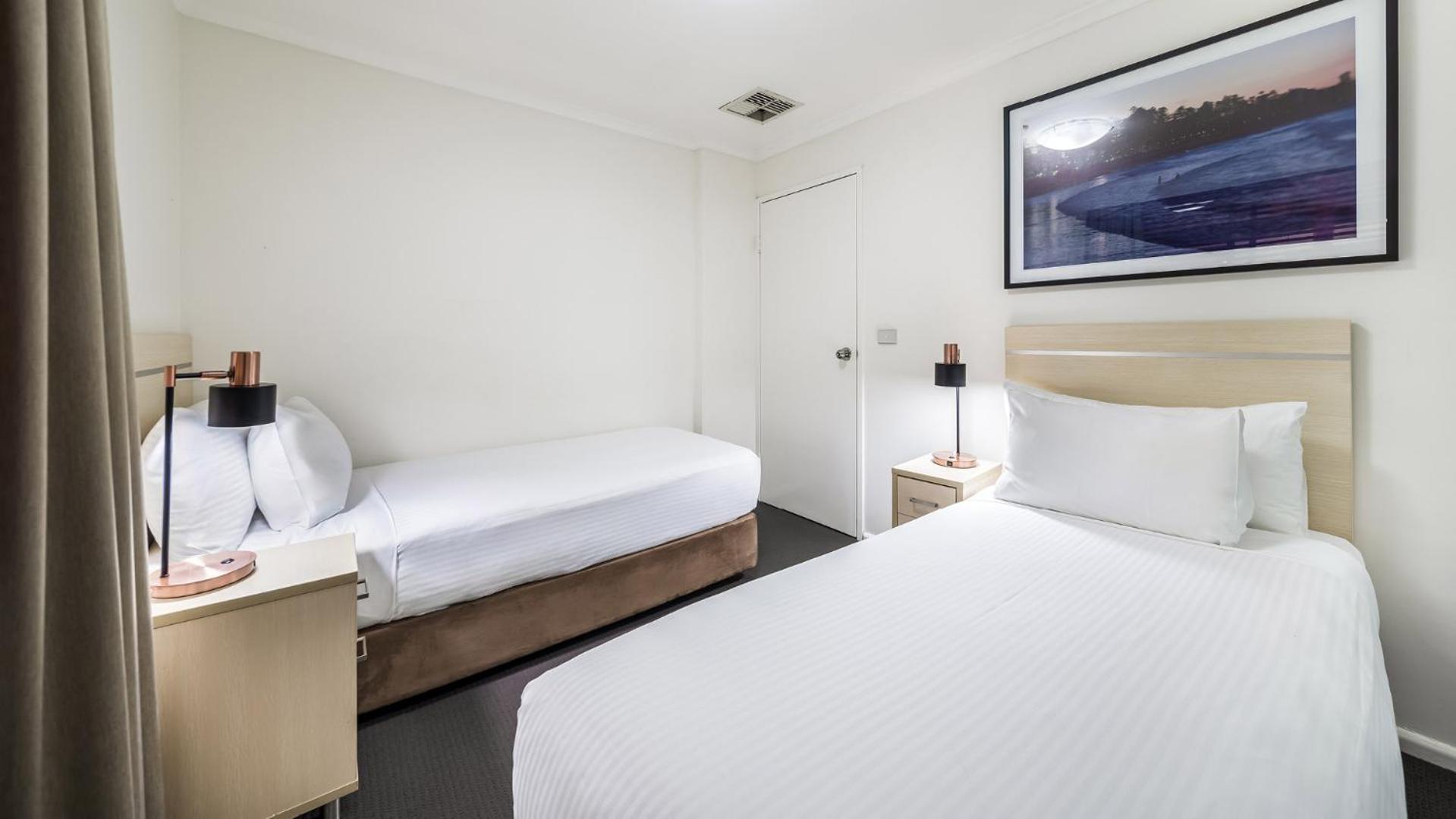oaks sydney goldsbrough suites