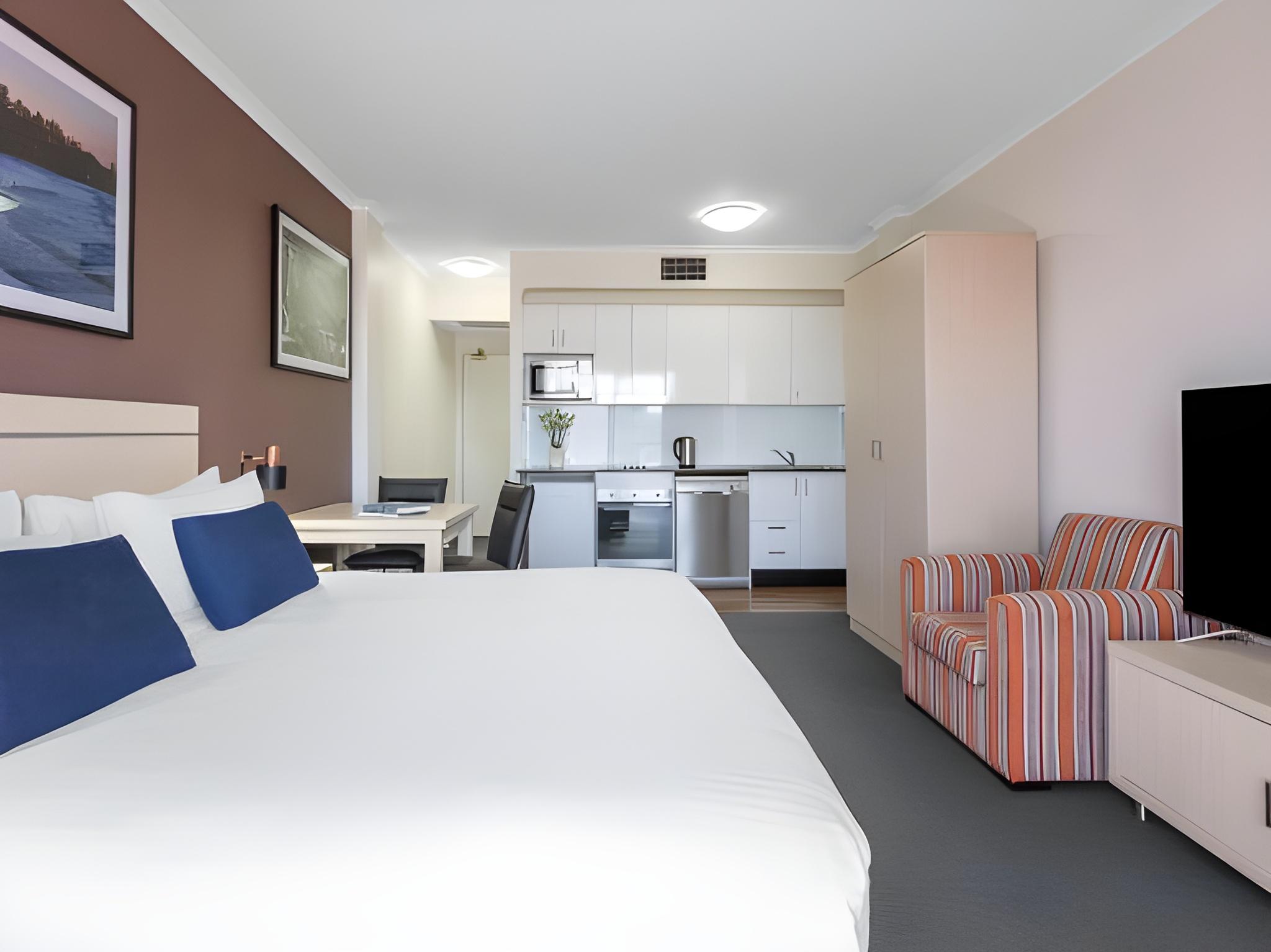 oaks sydney goldsbrough suites