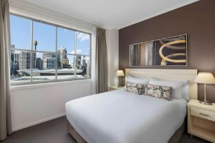 oaks sydney goldsbrough suites