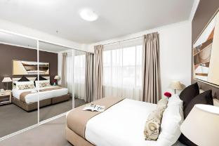 oaks sydney goldsbrough suites