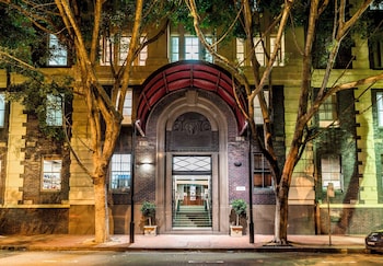 oaks sydney goldsbrough suites