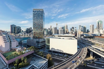 oaks sydney goldsbrough suites