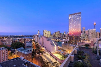 oaks sydney goldsbrough suites