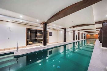 oaks sydney goldsbrough suites