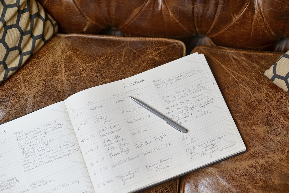 the russell boutique hotel