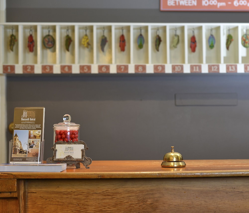 the russell boutique hotel